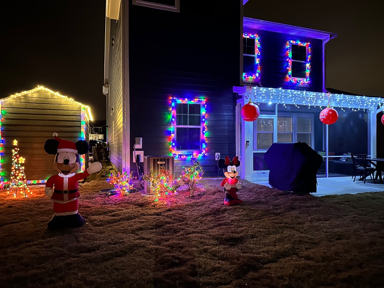 lights galore, Christmas lights in Wake Forest, NC (photo 4)