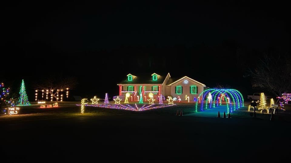 The Shoemake’s Epic Christmas Light Show, Christmas lights in Williamson, GA (photo 1)