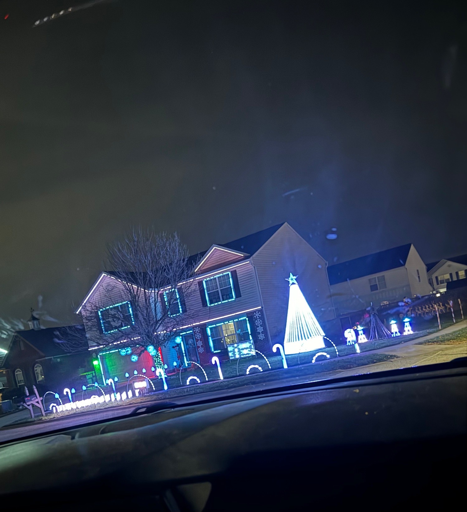 Lights On Oyster Key Ln, Christmas lights in Plainfield, IN (photo 1)