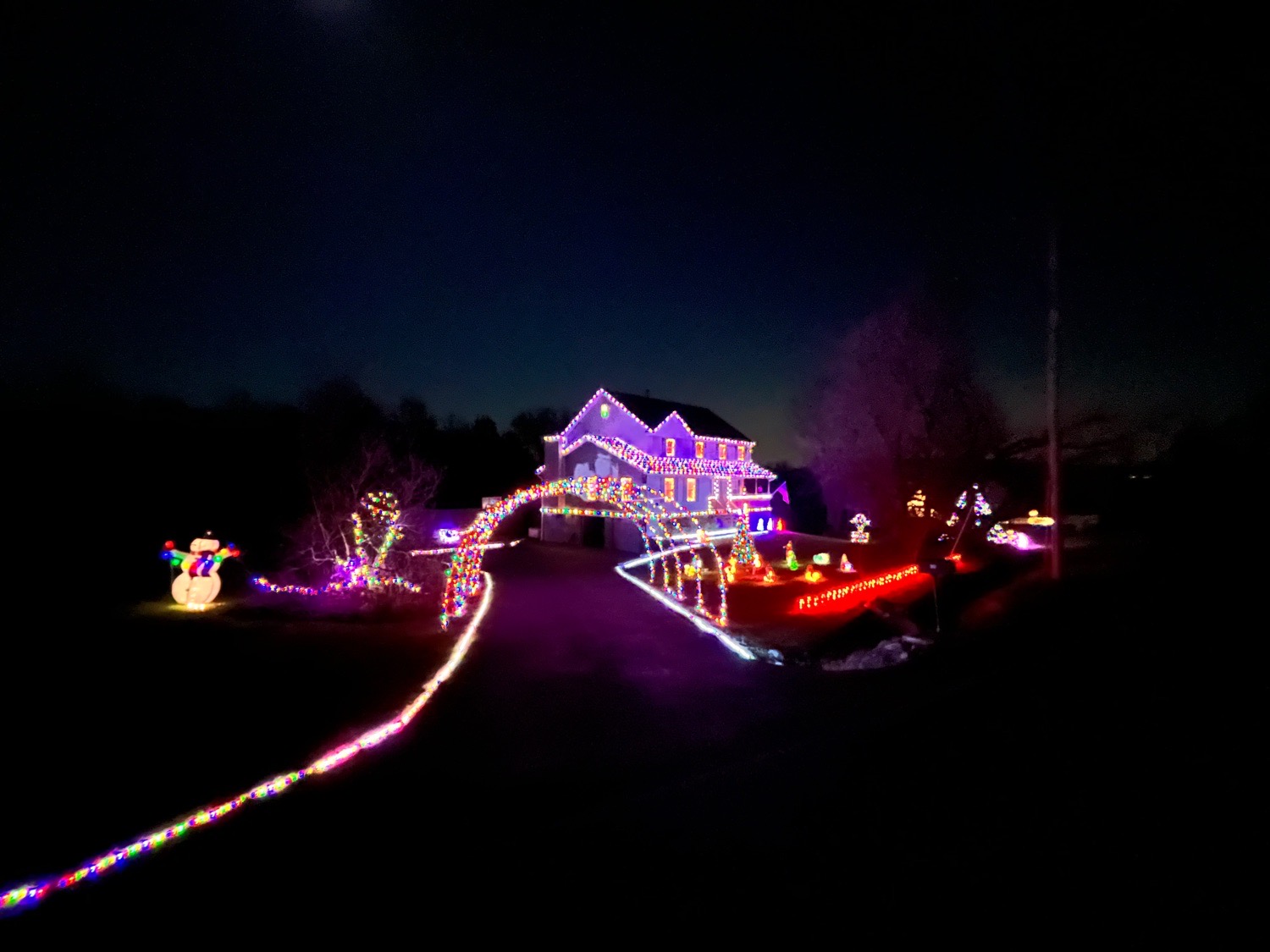 Small Family Display, Christmas lights in New Windsor, NY (photo 1)