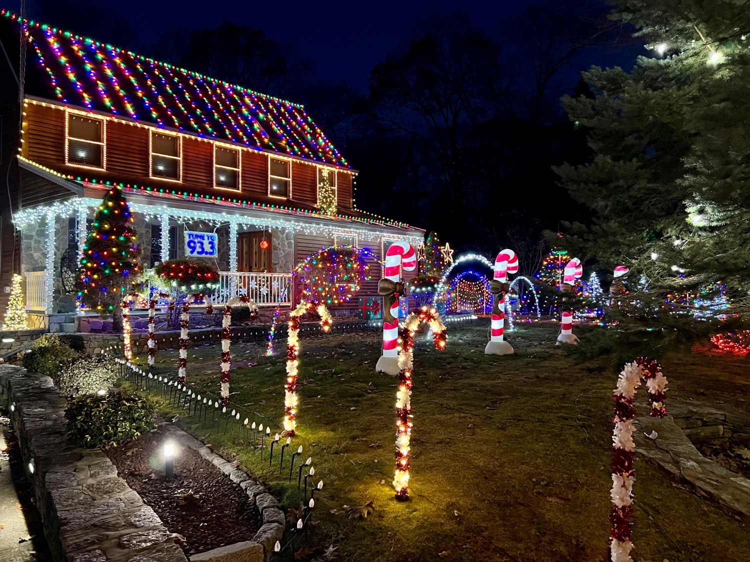 Elm Street Lights, Christmas lights in Old Orchard Beach, ME (photo 1)
