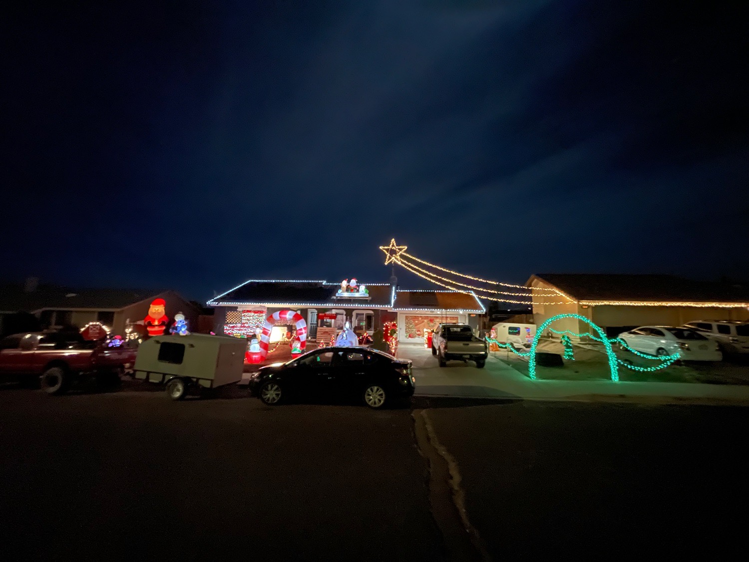 High desert winter wonderland, Christmas lights in Victorville, CA (photo 2)