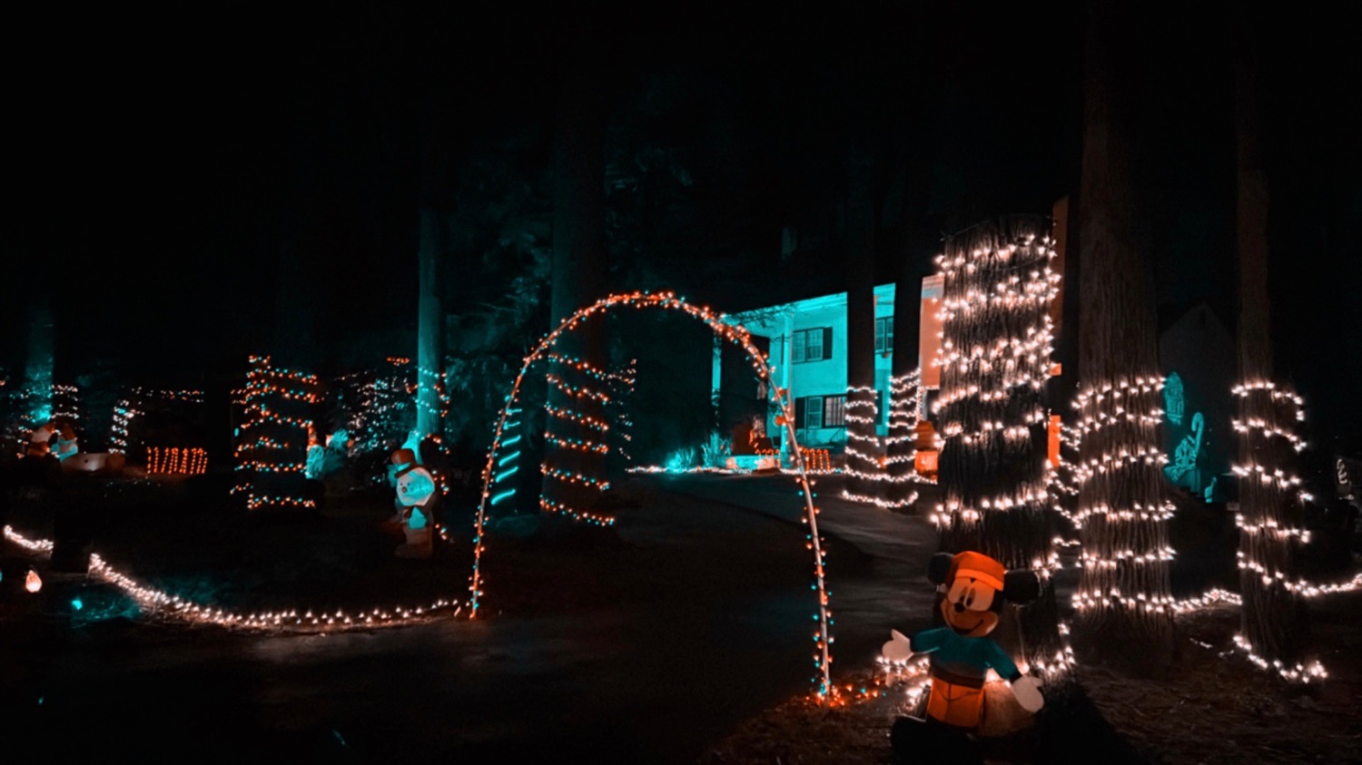 ๐๐
๐ปChristmas Spectacular ๐๐
๐ป, Christmas lights in West Chester, PA (photo 1)