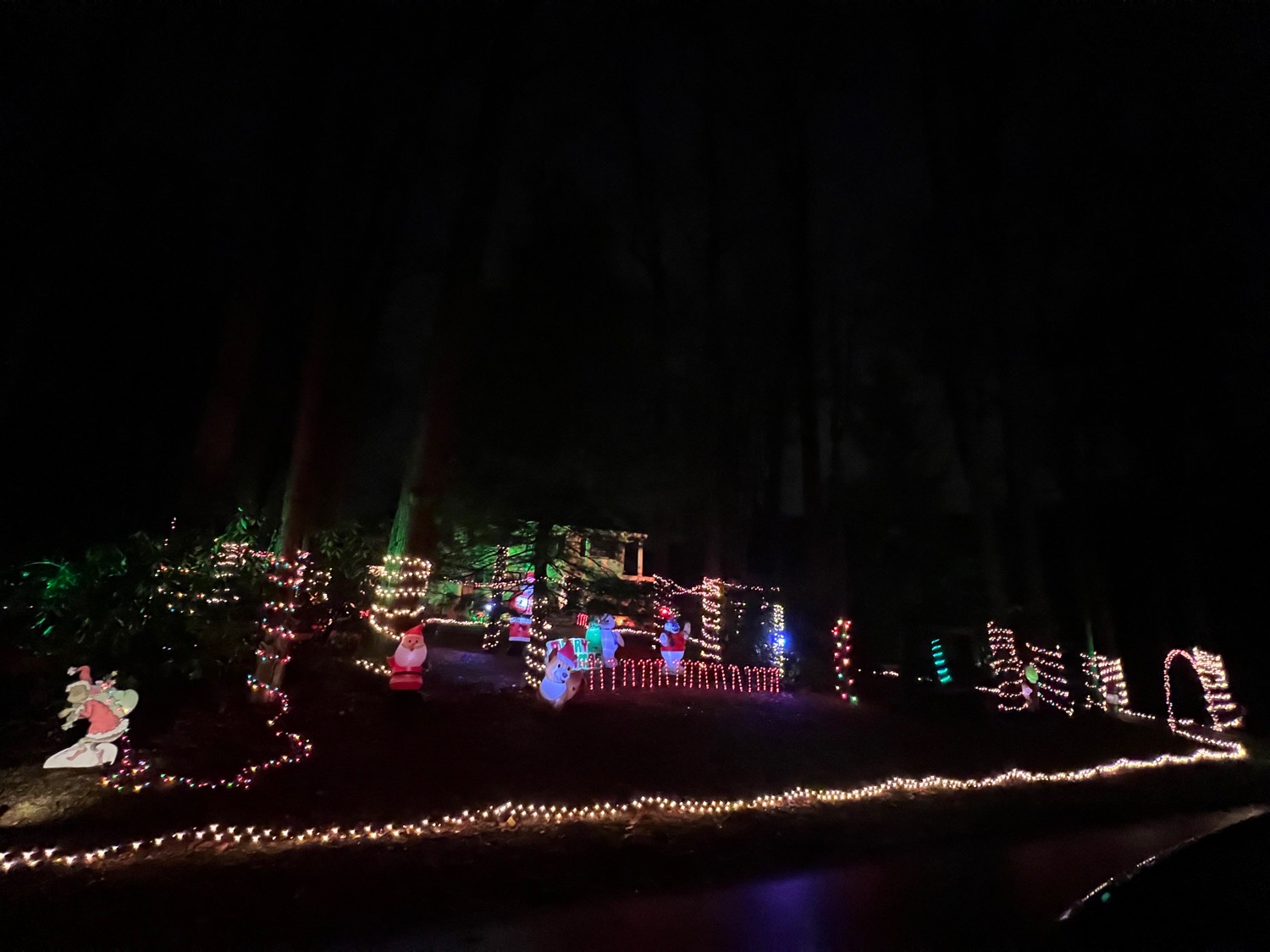 ๐๐
๐ปChristmas Spectacular ๐๐
๐ป, Christmas lights in West Chester, PA (photo 2)