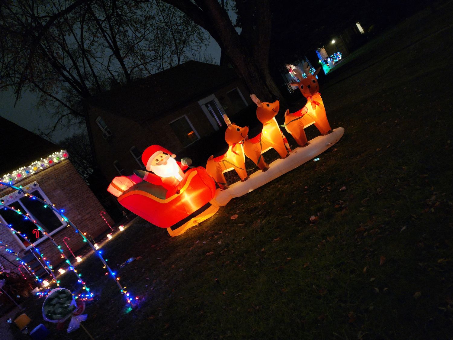 The Merry Morales', Christmas lights in Franklin Park, IL (photo 3)
