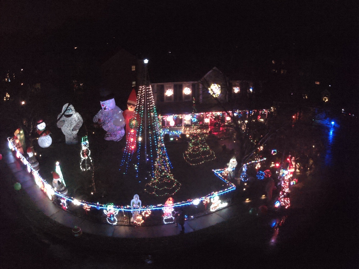 Chestnut Christmas, Christmas lights in Lebanon, NJ (photo 1)