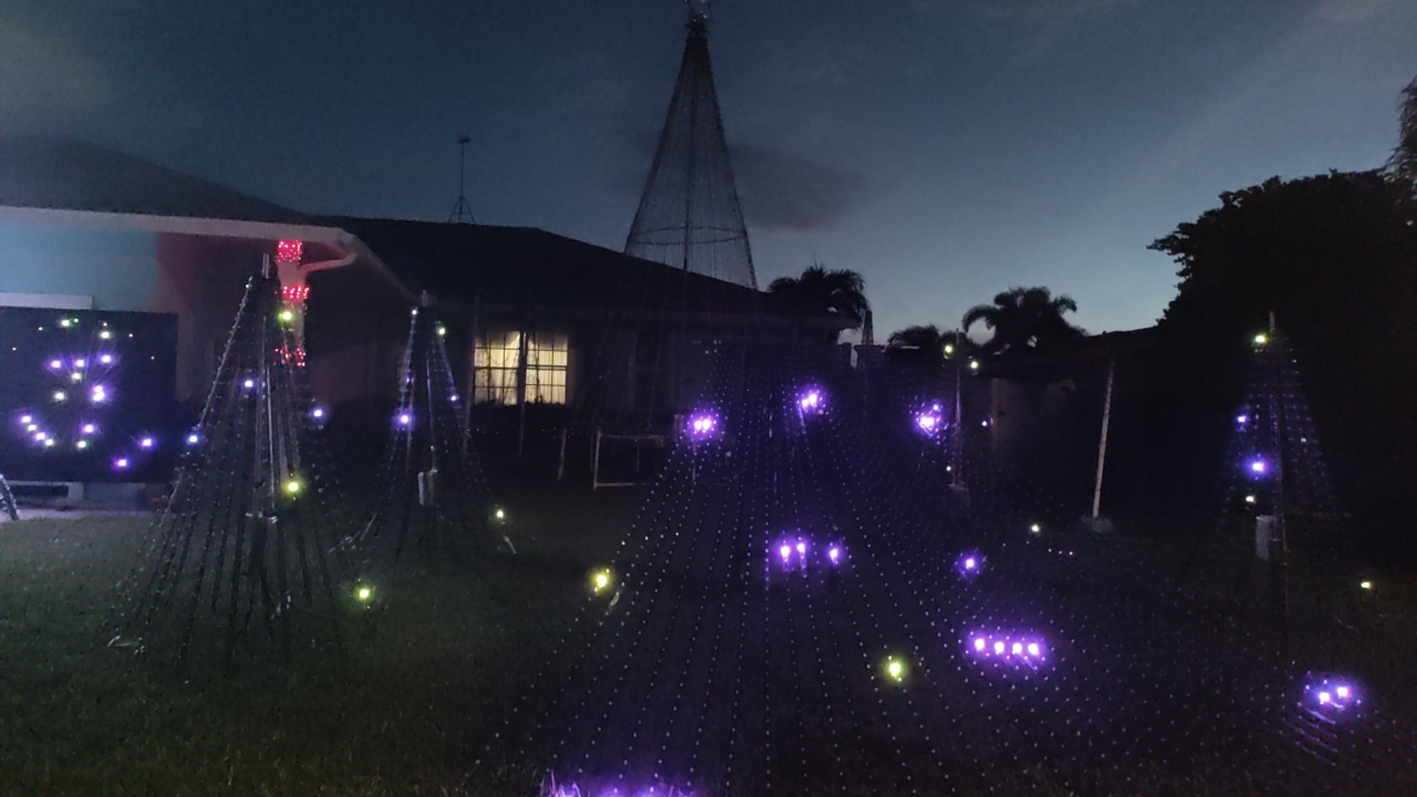Rick's Christmas Display, Christmas lights in St. Pete Beach, FL (photo 3)