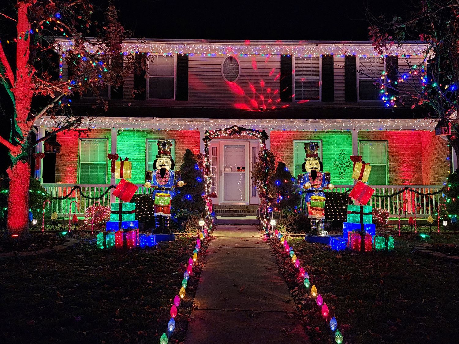 Villagegreen Christmas Display, Christmas lights in Millstadt, IL (photo 1)
