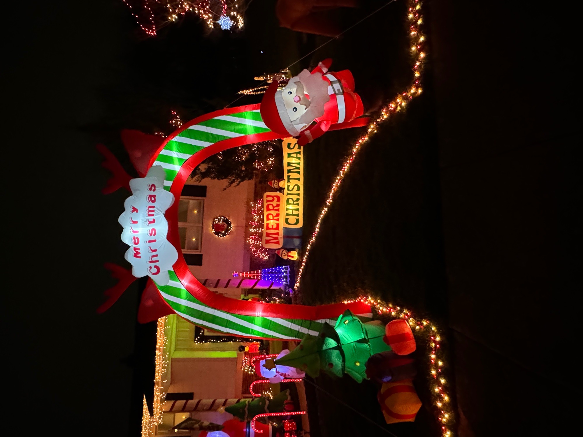 Osborne Christmas House, Christmas lights in Plymouth Meeting, PA (photo 4)