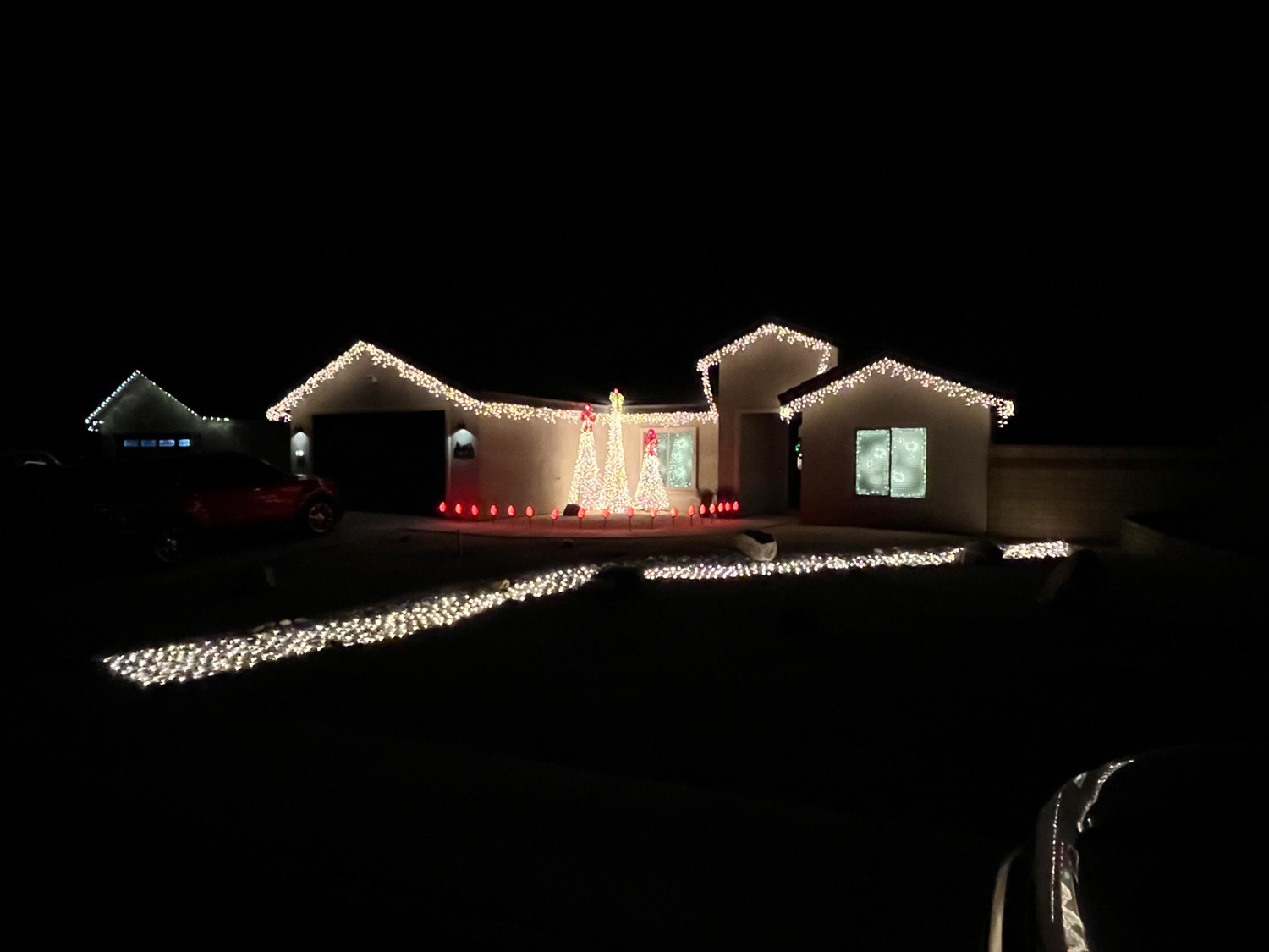 College Heights, Christmas lights in Ridgecrest, CA (photo 1)