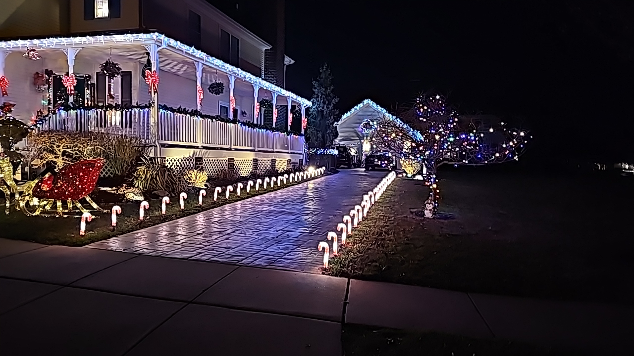 Victorian Christmas, Christmas lights in Ivyland, PA (photo 3)