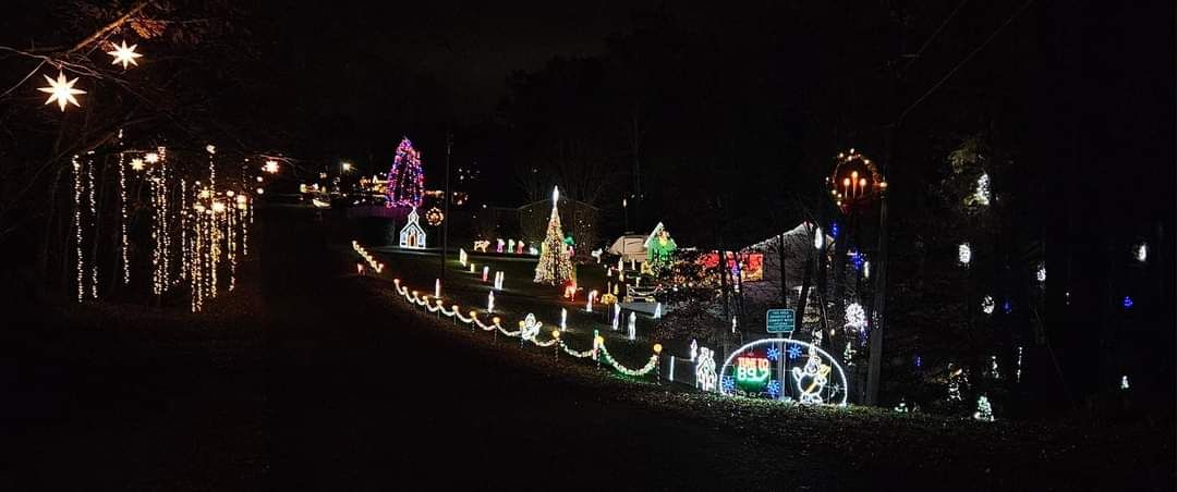 The Christmas Family Lights, Christmas lights in Winston-Salem, NC (photo 4)