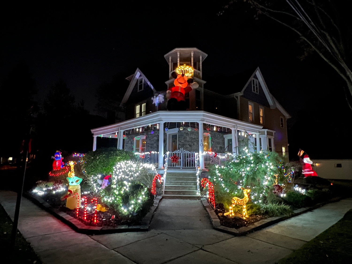 The Kahmers Christmas, Christmas lights in Ridley Park, PA (photo 1)