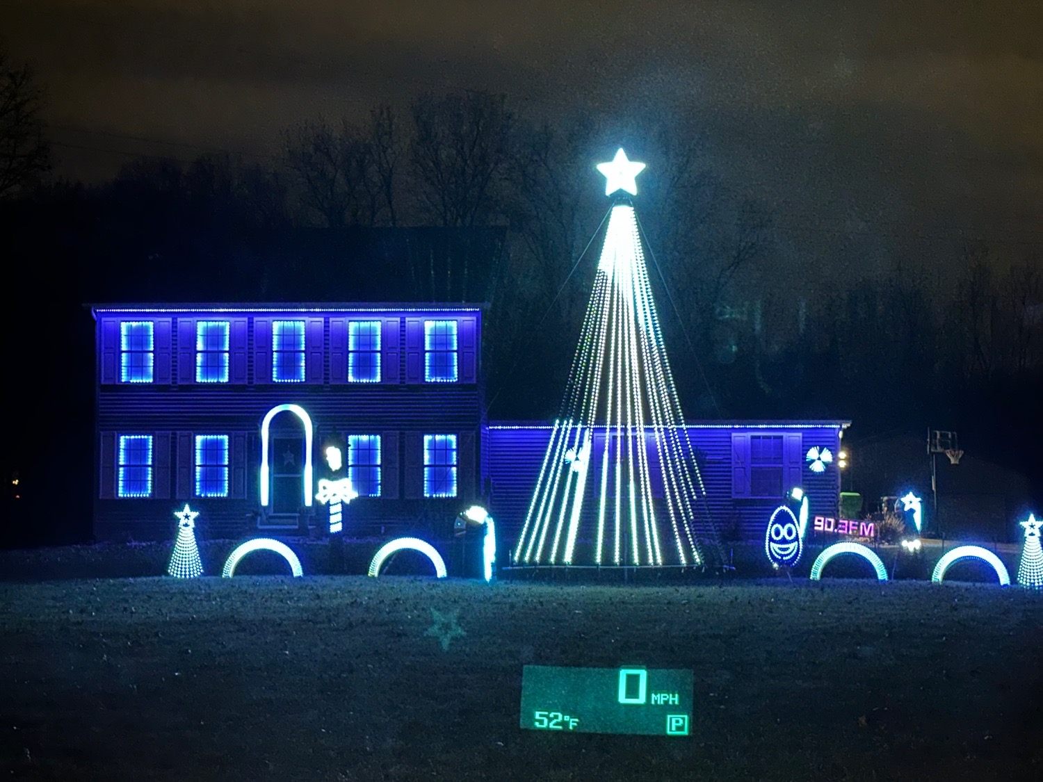 Moore Family Lights, Christmas lights in Mishawaka, IN (photo 2)