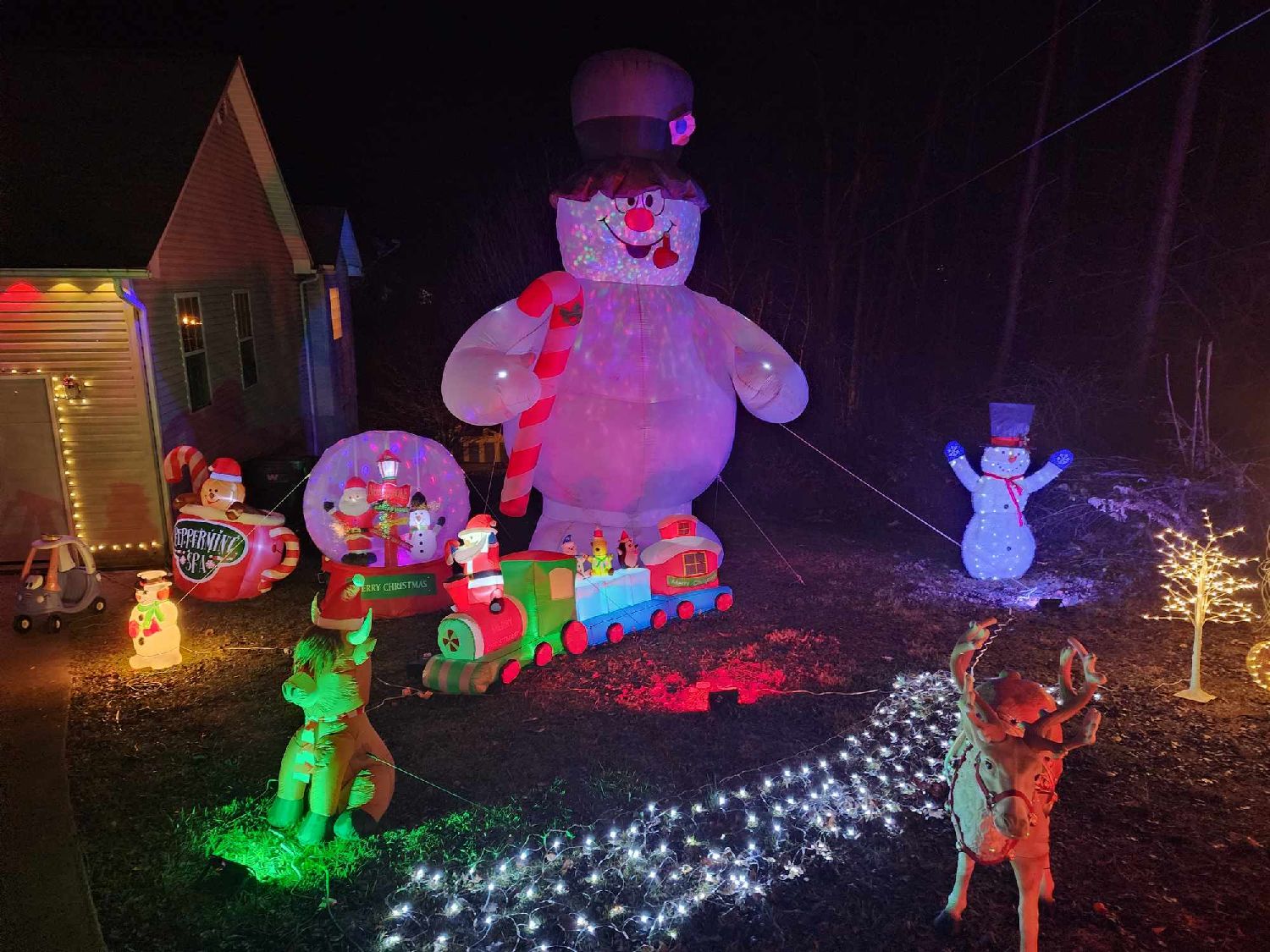 Munseys christmas light show, Christmas lights in Caryville, TN (photo 4)