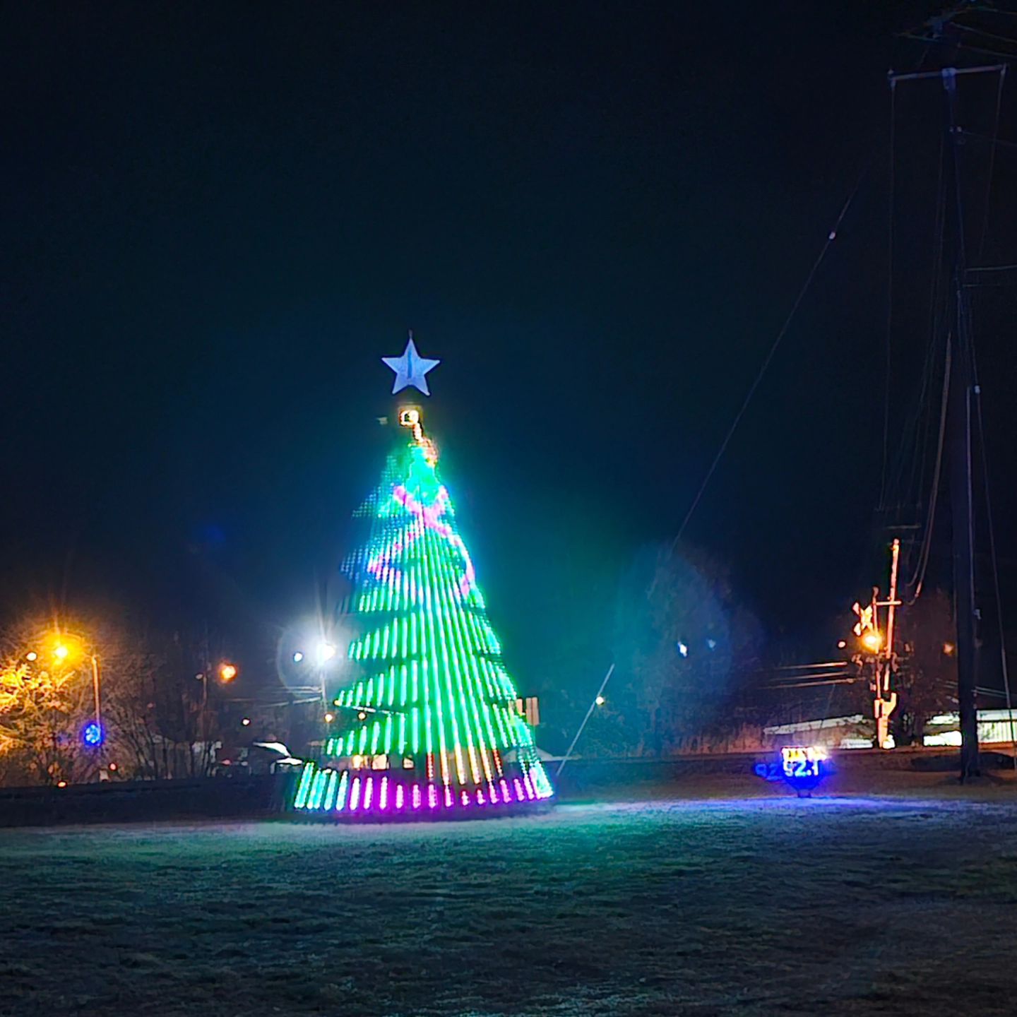 Megatree, Christmas lights in Upton, KY (photo 1)