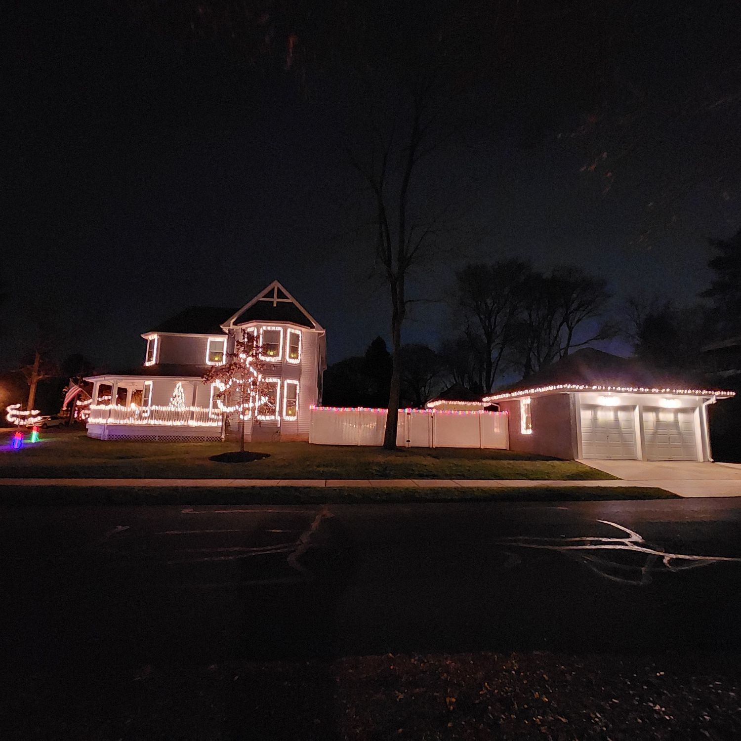 Winter residence, Christmas lights in Ivyland, PA (photo 3)