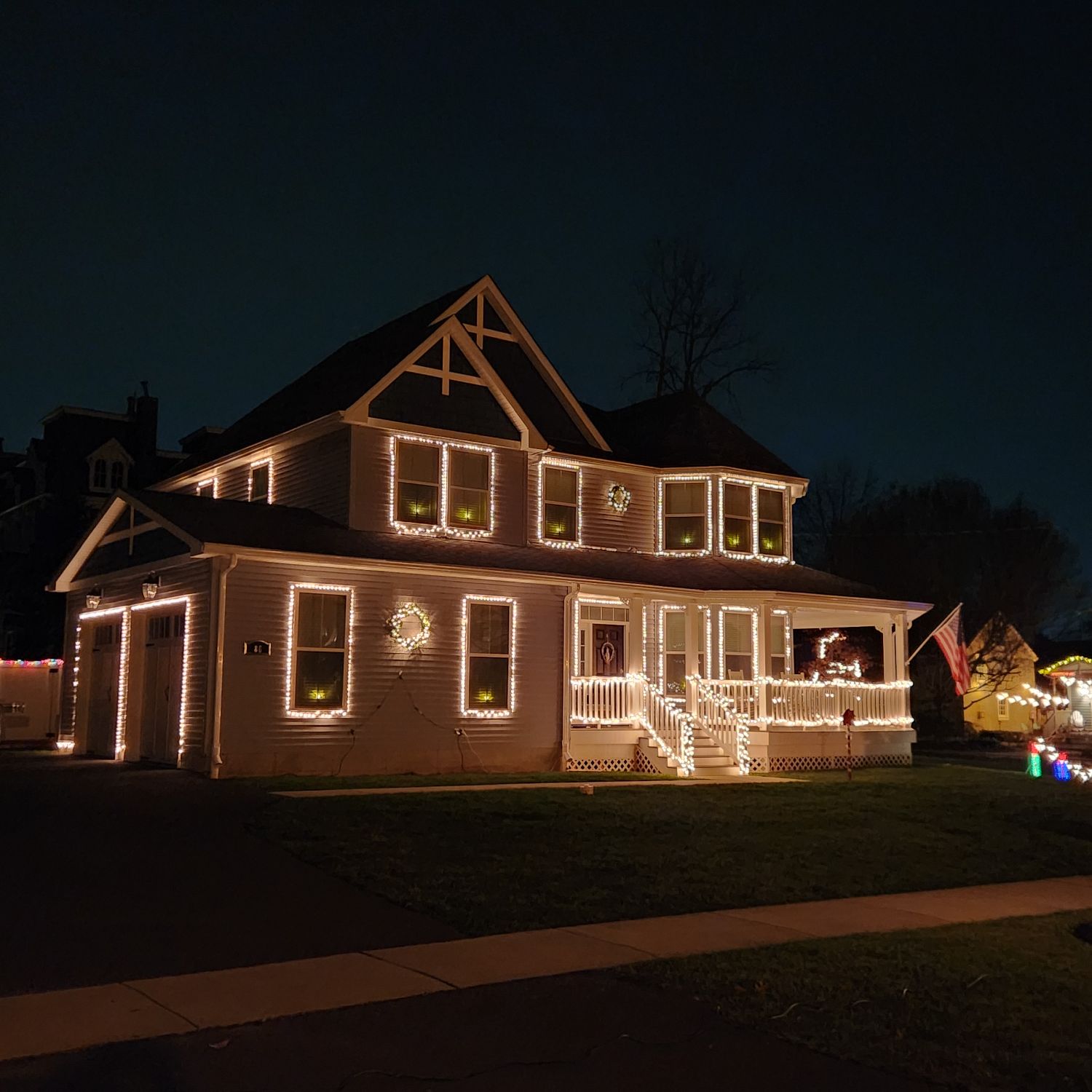 Winter residence, Christmas lights in Ivyland, PA (photo 4)