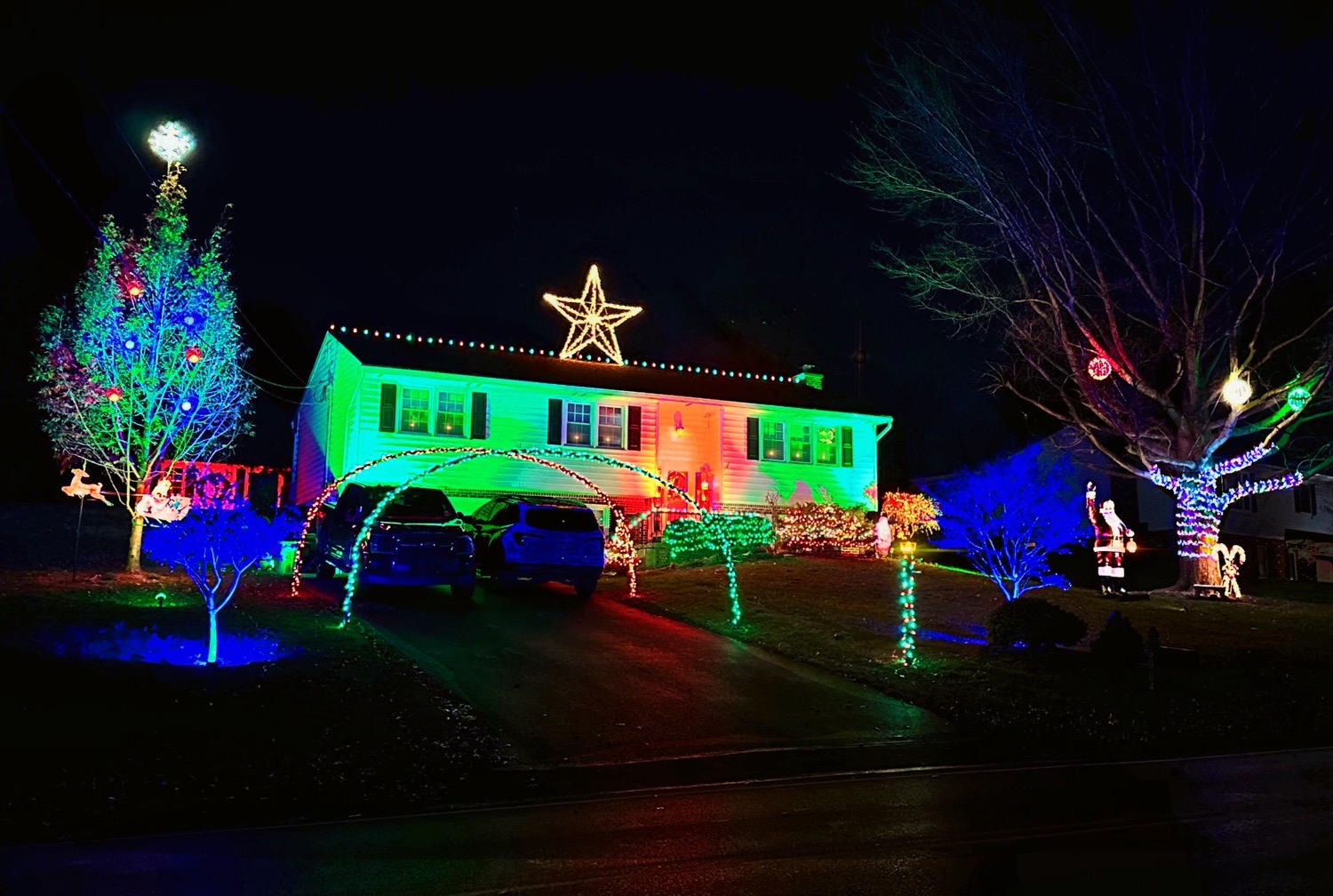 Winter wonderland, Christmas lights in Harrisburg, PA (photo 1)