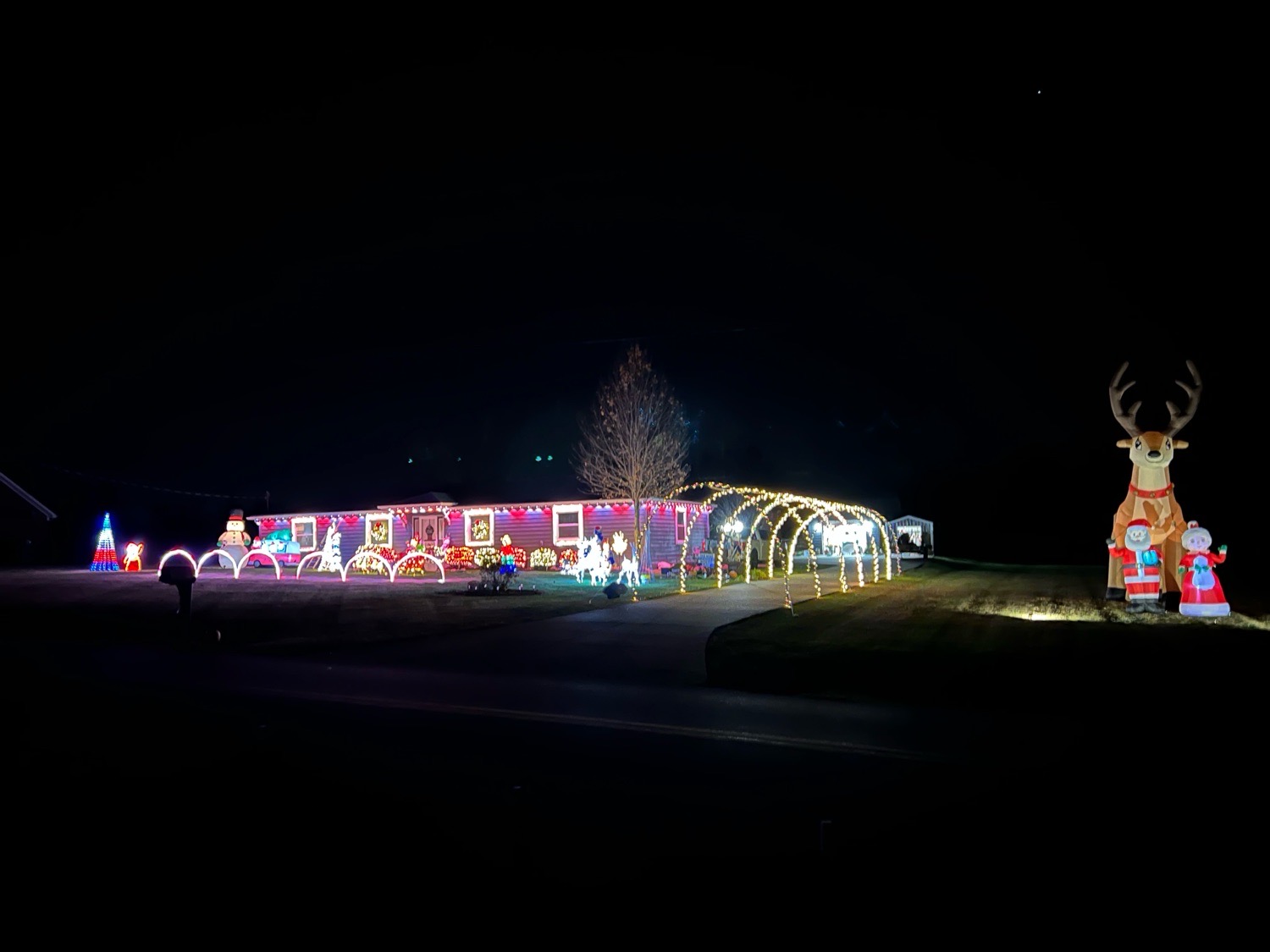 Christmas Lights, Christmas lights in Shepherdsville, KY (photo 2)
