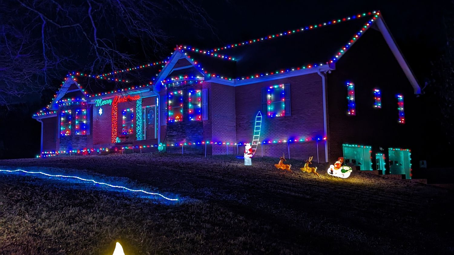 Higgenbottom House, Christmas lights in Baxter, TN (photo 3)