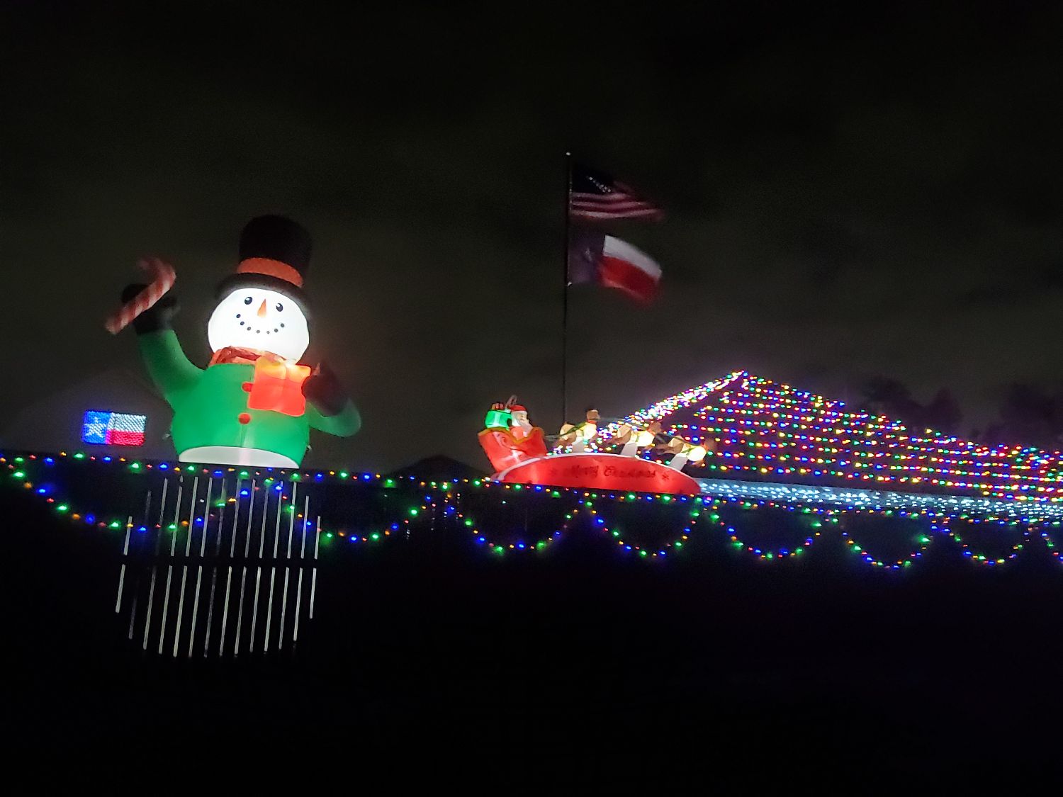 The Bahrs Christmas Dream, Christmas lights in League City, TX (photo 4)