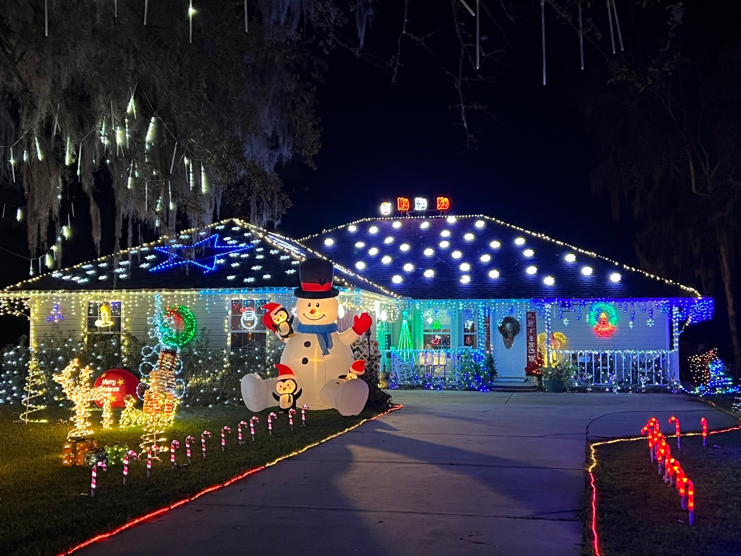 Lights on Delcie, Christmas lights in Saint Augustine, FL (photo 4)