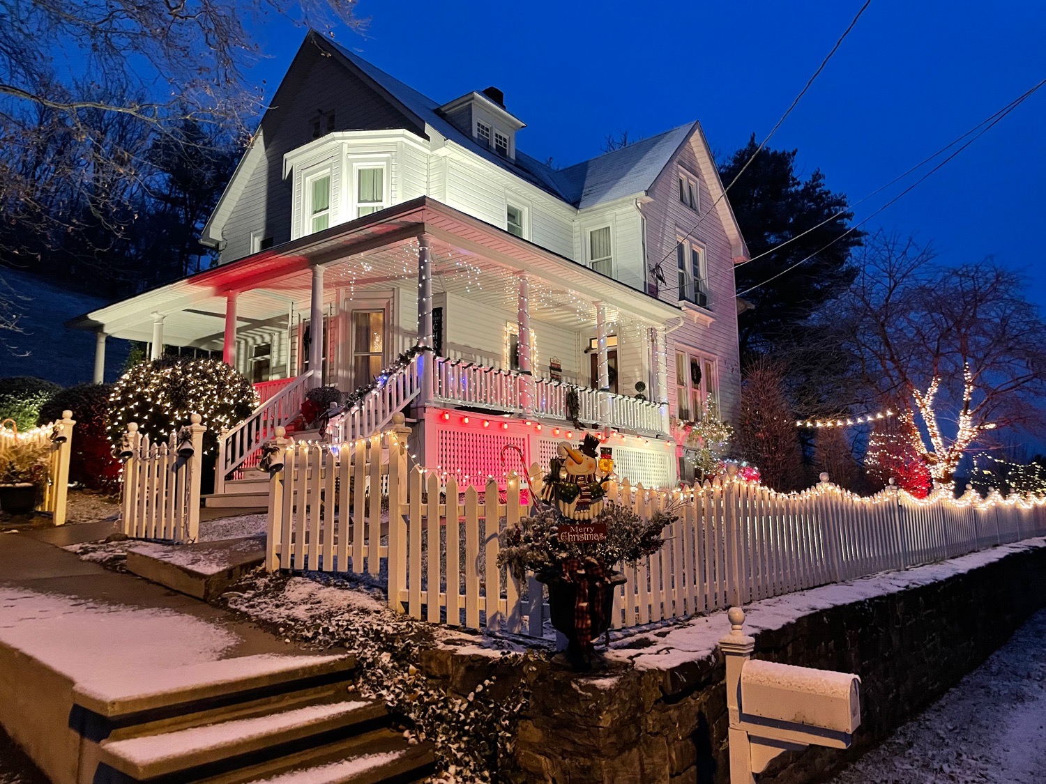 Reedsville, Christmas lights in Reedsville, PA (photo 1)