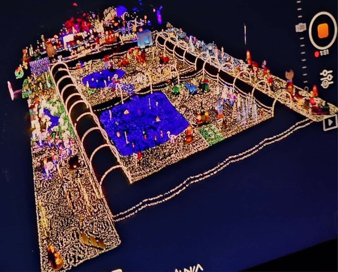 Mach Christmas Display, Christmas lights in Ennis, TX (photo 1)