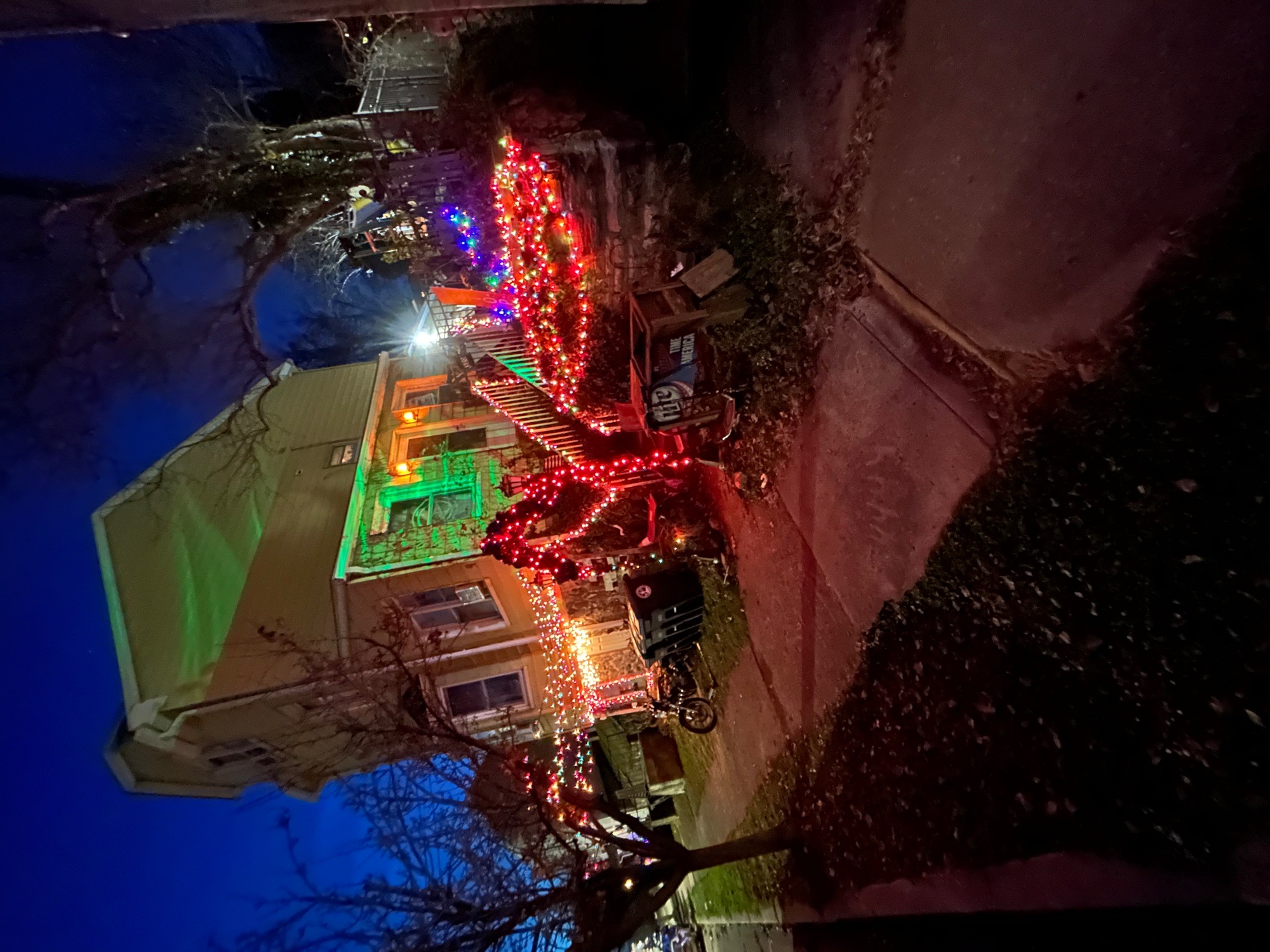 Santa’s Twinkling Stairway, Christmas lights in Conshohocken, PA (photo 1)