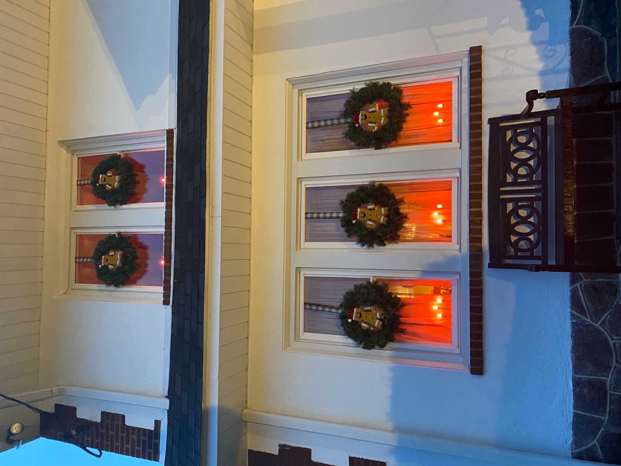Gingerbread on Ferne, Christmas lights in Drexel Hill, PA (photo 2)