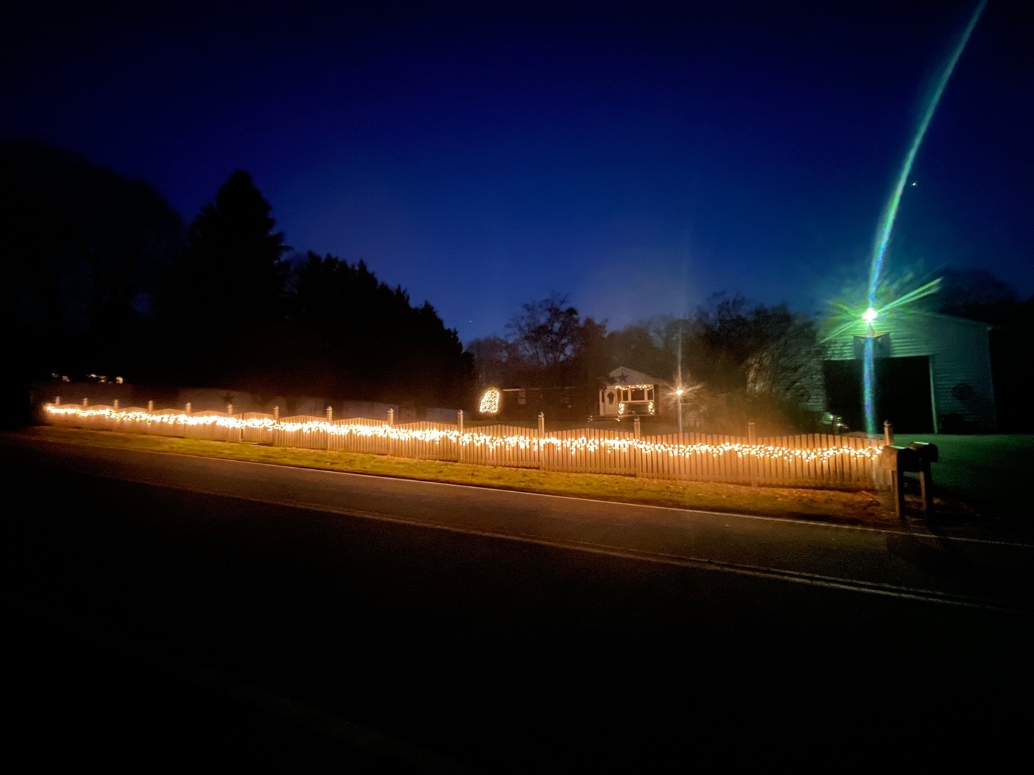 Marley/Deaver Rd, Christmas lights in Elkton, MD (photo 1)
