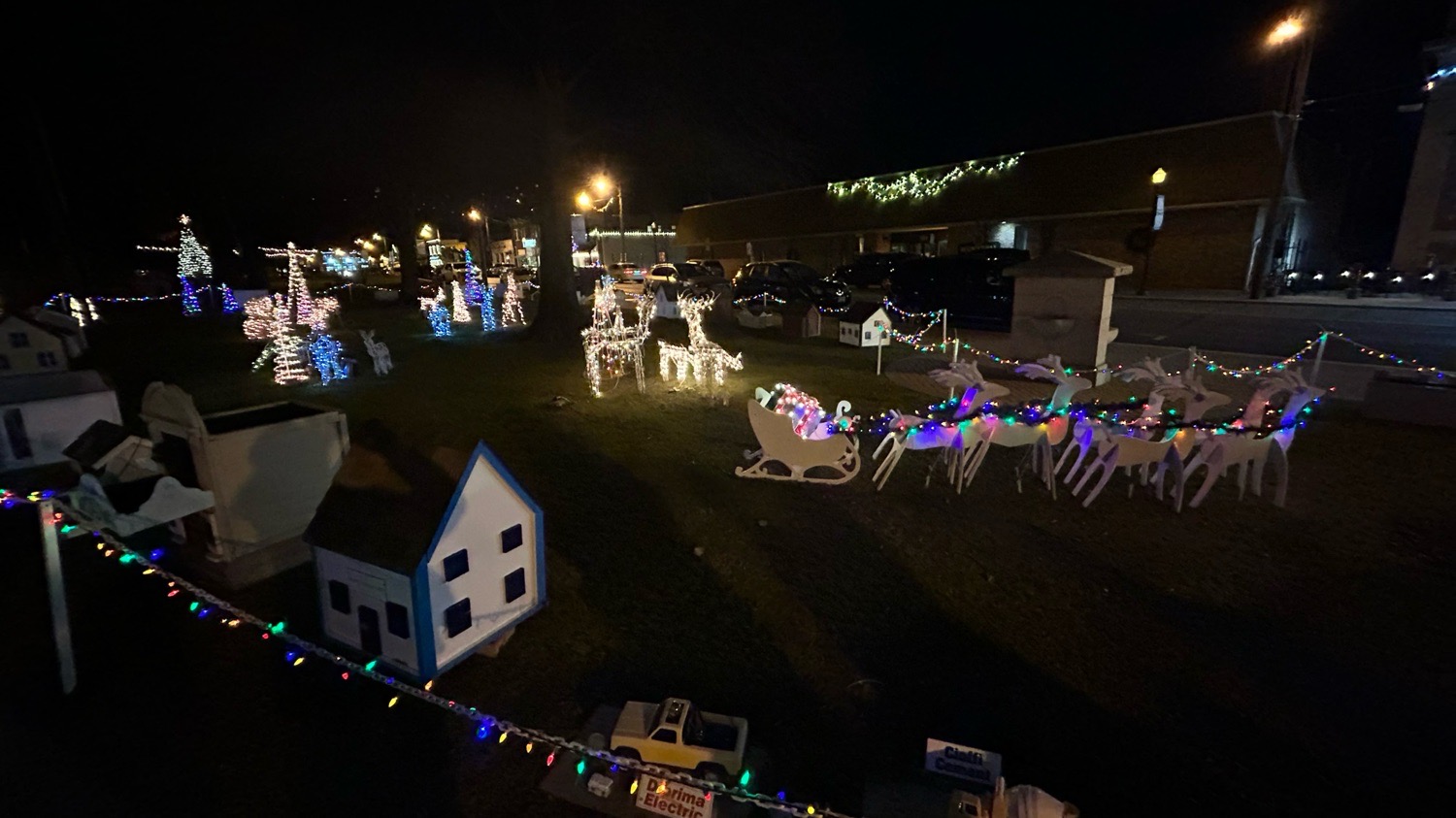 Main Street lights, Christmas lights in Pitman, NJ (photo 1)
