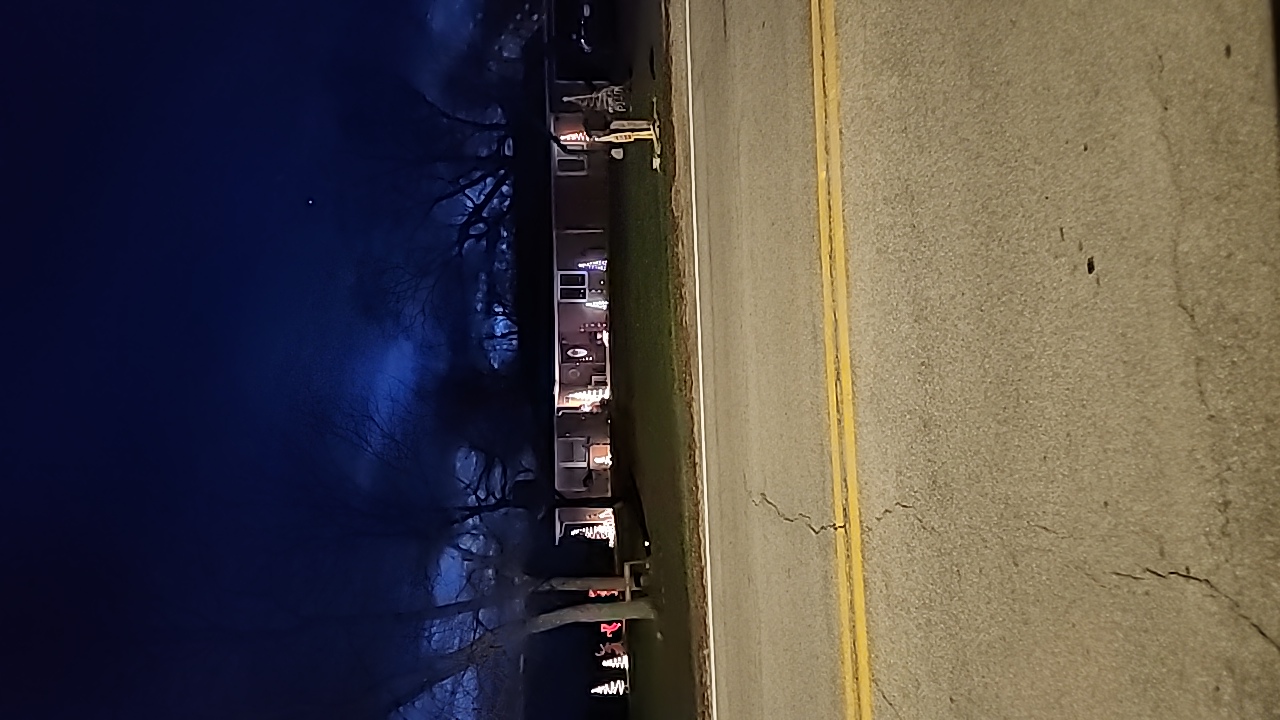 Sheridan, Christmas lights in Sheridan, IL (photo 1)