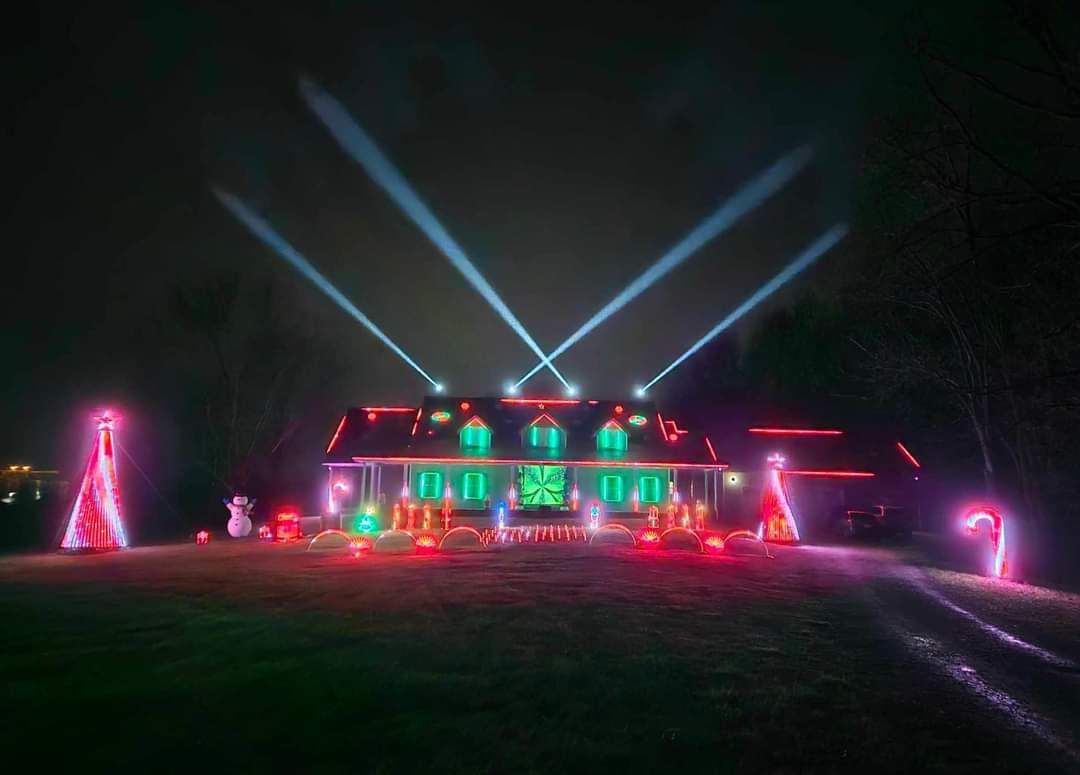 Made in Lights, Christmas lights in New Salisbury, IN (photo 1)