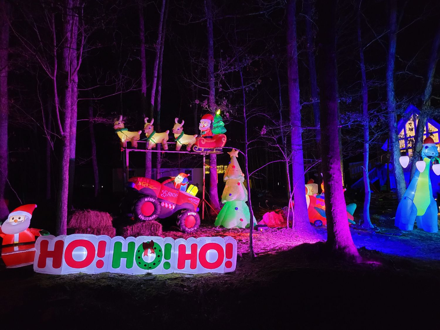 Masthope Lights, Christmas lights in Lackawaxen, PA (photo 4)