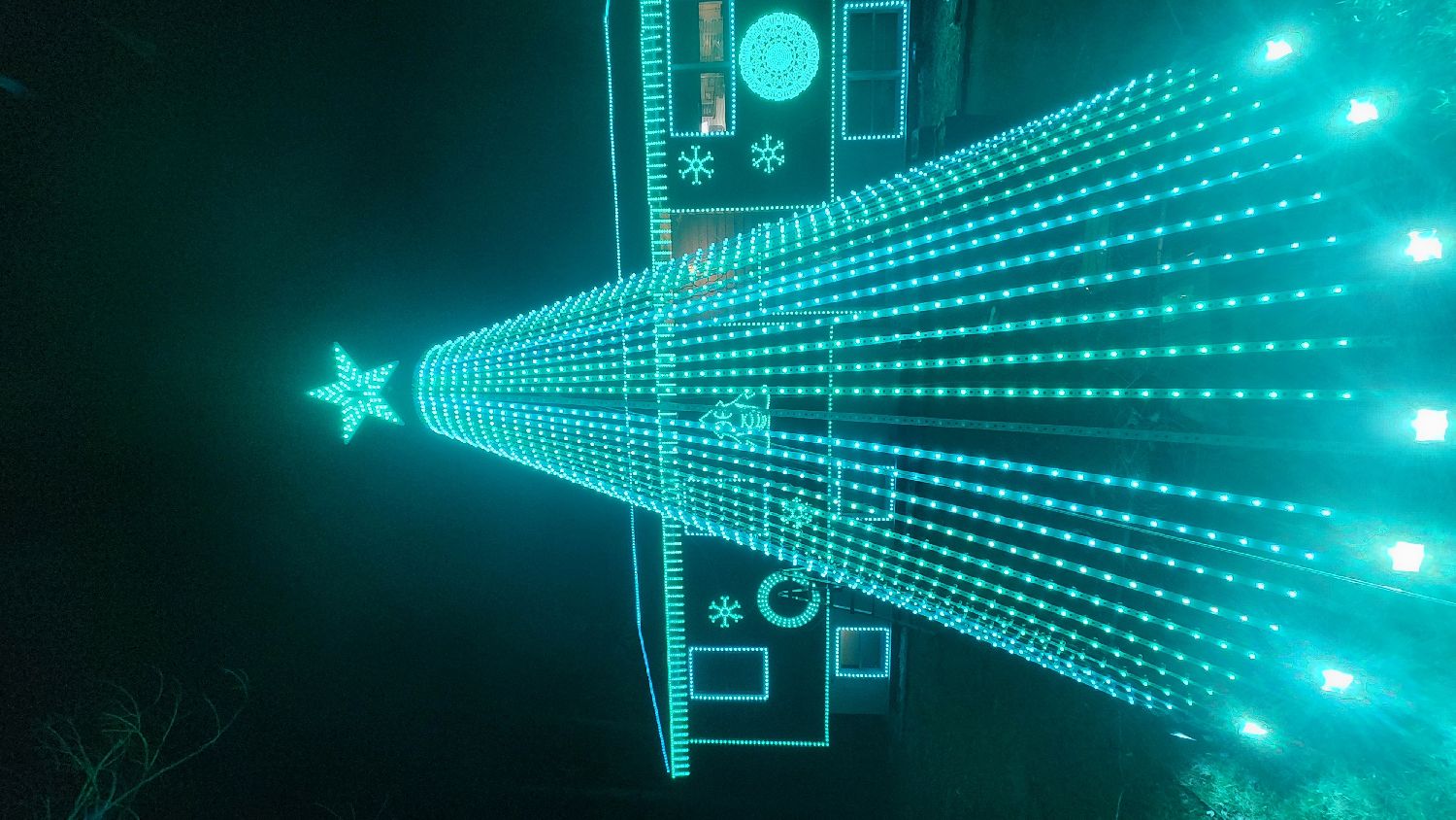 Lights on Morton, Christmas lights in Colliers, WV (photo 1)