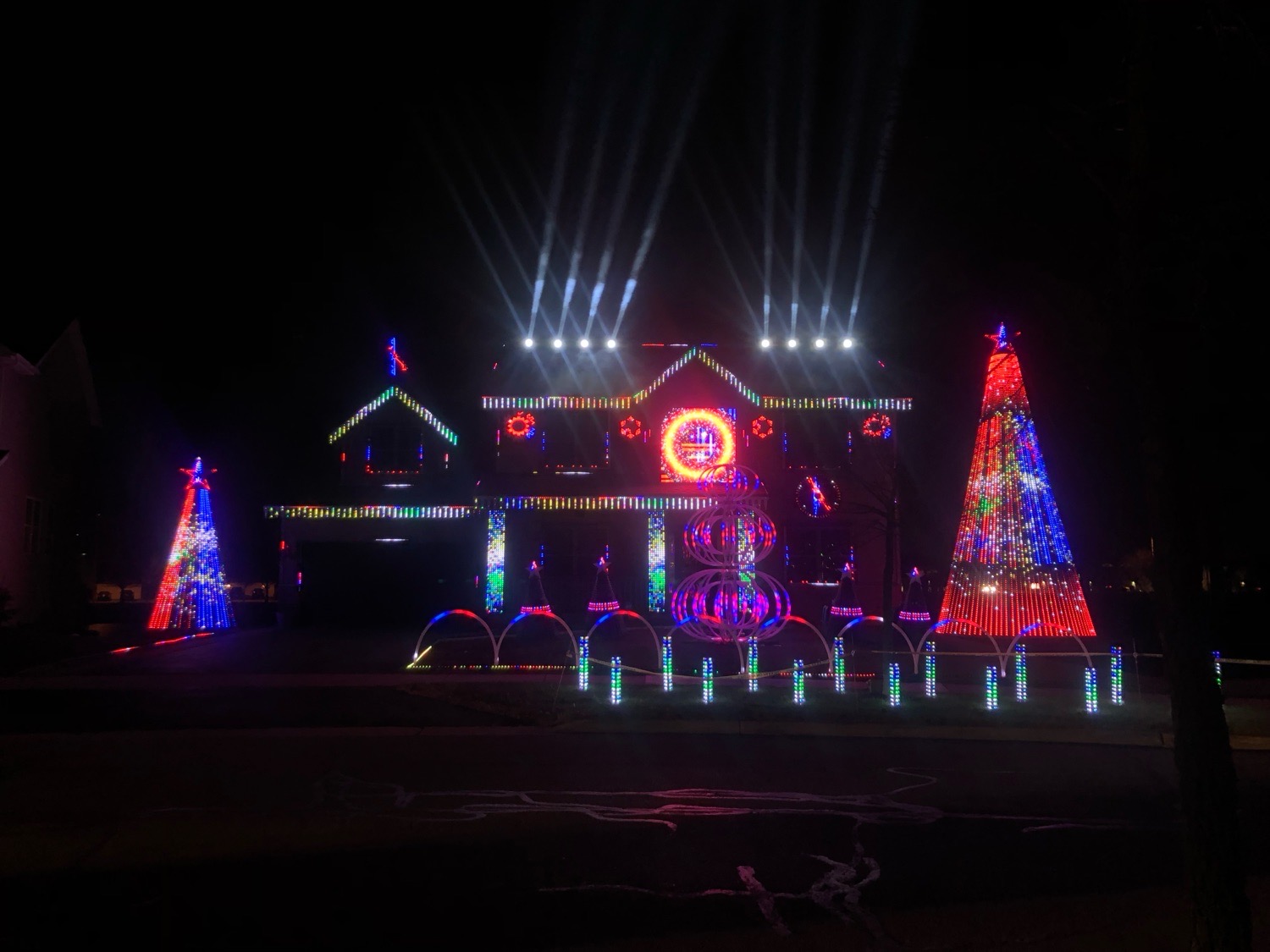 Misty Ridge Light and Laser Show, Christmas lights in Romeoville, IL (photo 1)