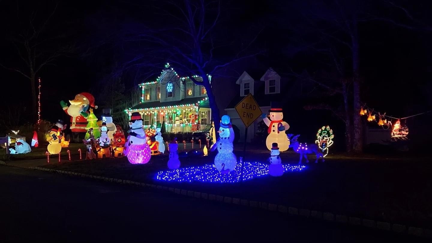 C&B North Pole, Christmas lights in Manorville, NY (photo 4)