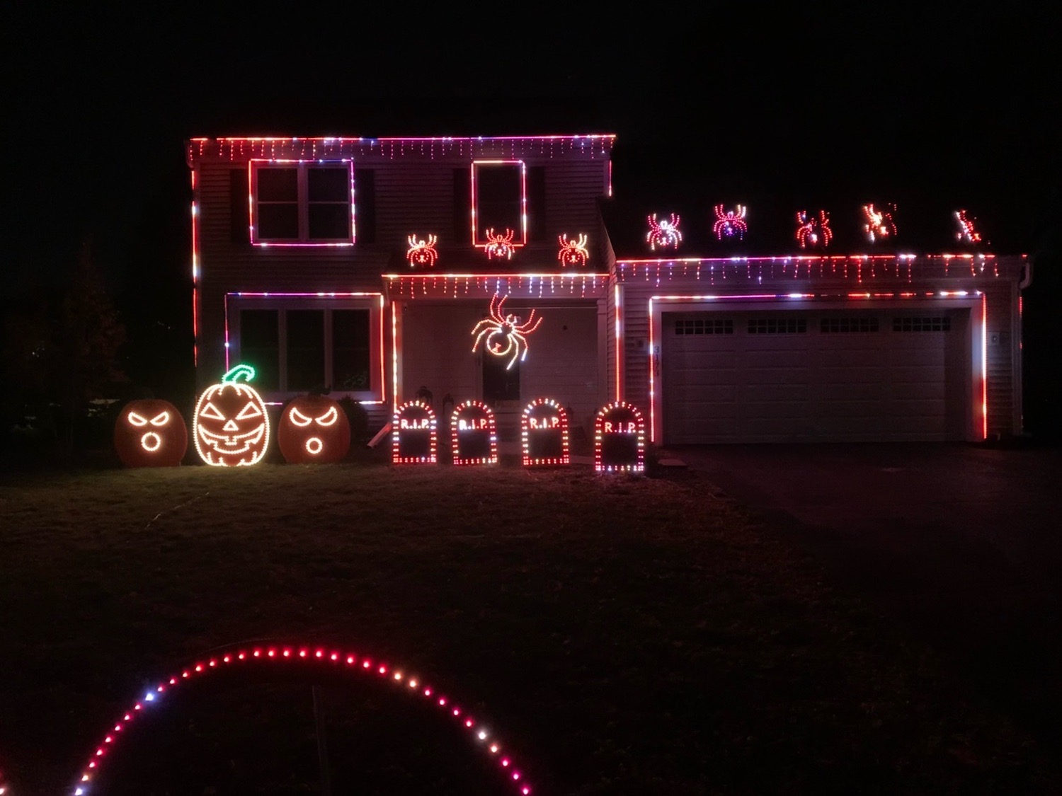 Lights On Copper Oaks, Christmas lights in Woodbury, MN (photo 1)