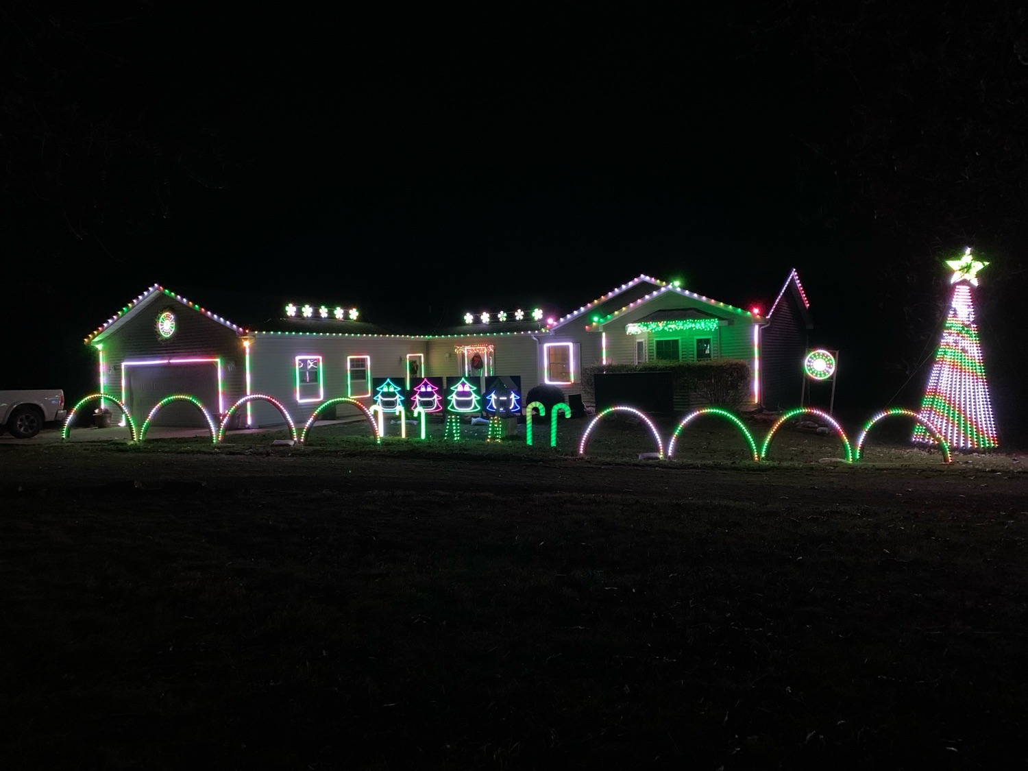 Christmas in the Country Lightshow, Christmas lights in Plato, MO (photo 1)