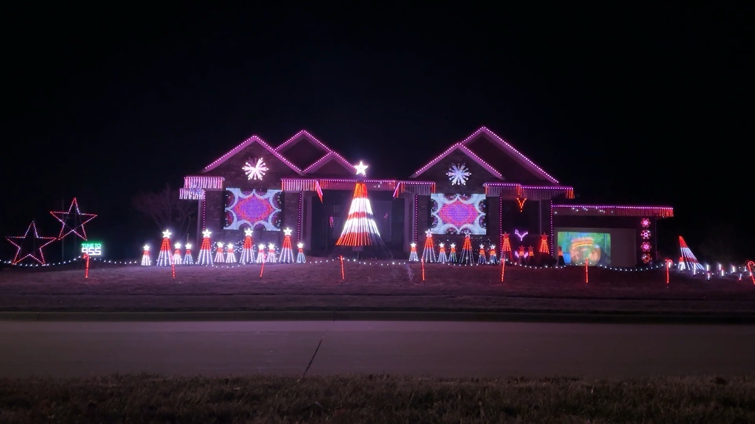 Ankeny Lights, Christmas lights in Ankeny, IA (photo 2)