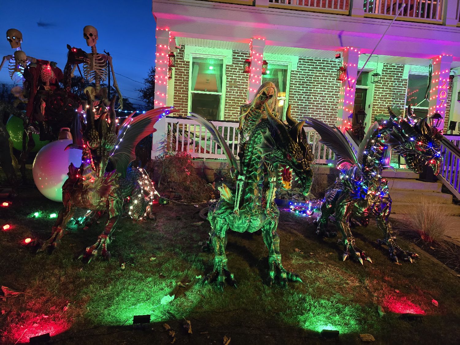 Army of the Christmas Dead, Christmas lights in Columbus, OH (photo 1)