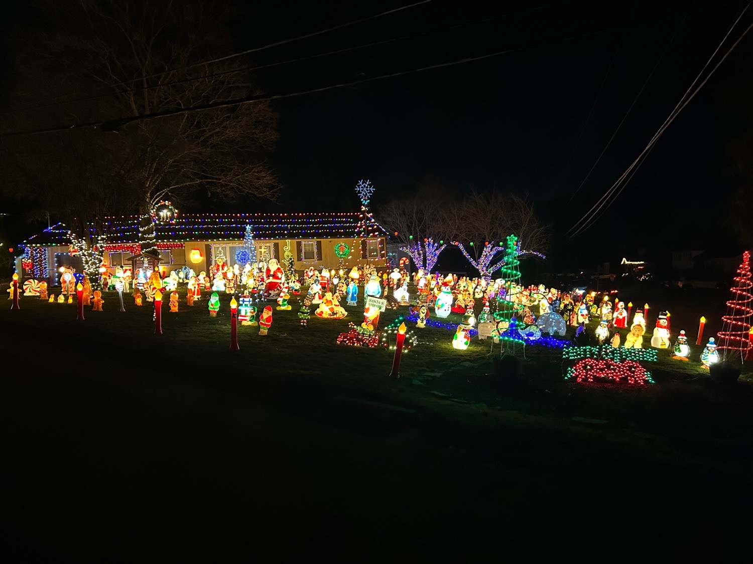 Kutch Christmas House, Christmas lights in Dallas, PA (photo 1)