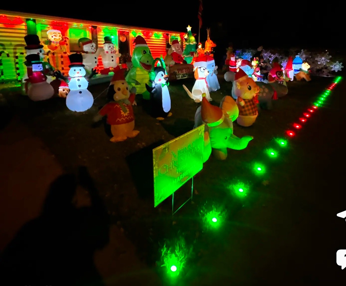 The Marhevka Family Christmas, Christmas lights in Elyria, OH (photo 1)