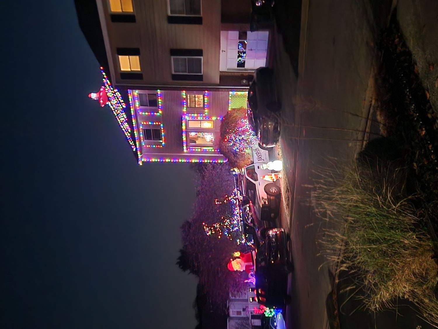 eavis house, Christmas lights in Newark, DE (photo 5)