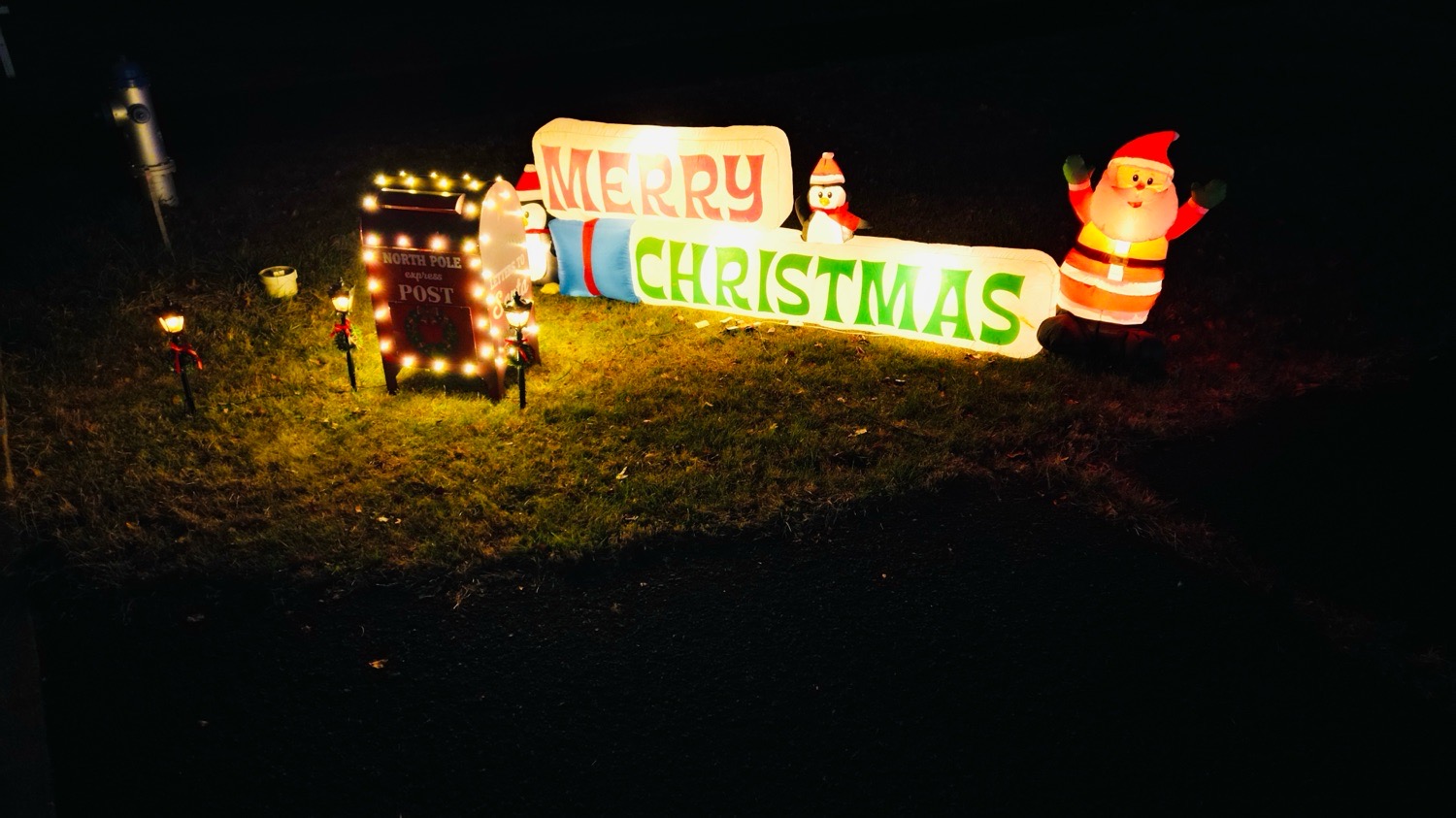 The Minnicks Light Show, Christmas lights in Lansdale, PA (photo 3)