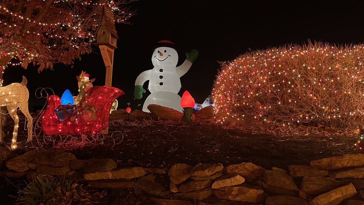 Wagontown Christmas House, Christmas lights in Wagontown, PA (photo 3)