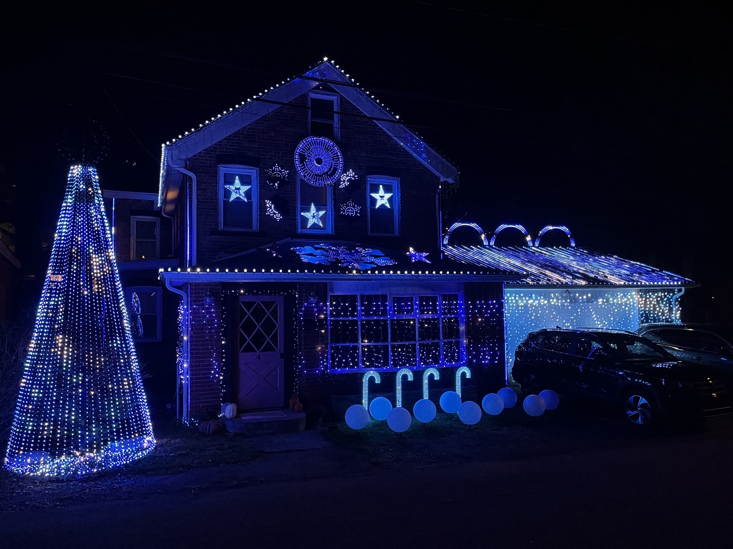 Jackson Lights in Beacon, Christmas lights in Beacon, NY (photo 2)