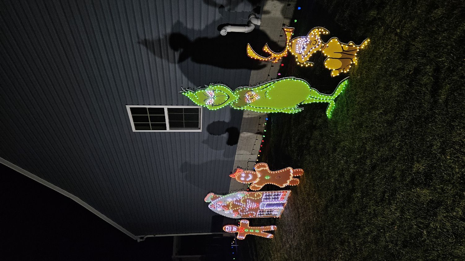 Crosscreek Lights, Christmas lights in North Ridgeville, OH (photo 3)
